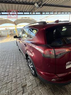 تۆیۆتا ڕاڤ 4